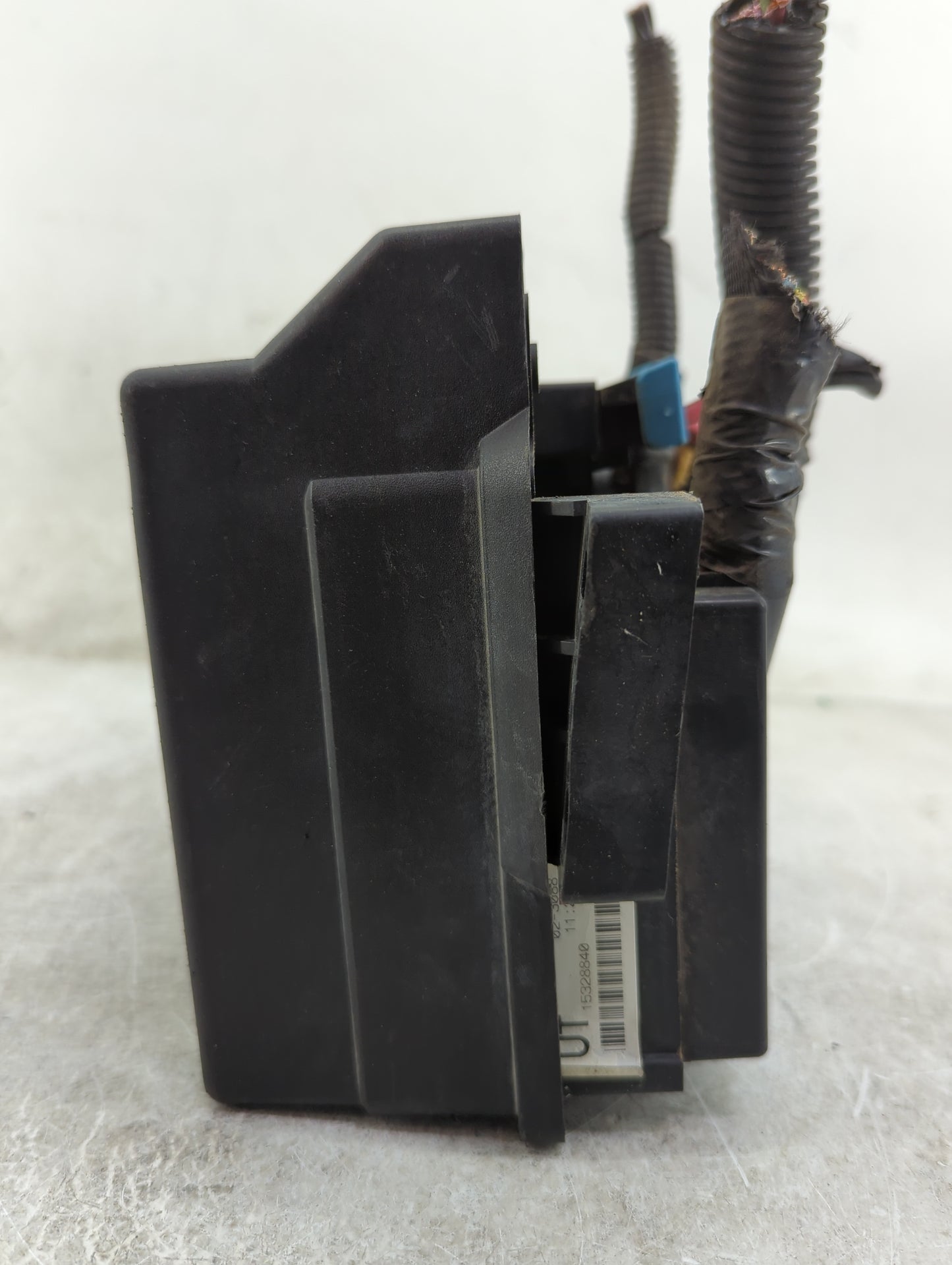 1999 Chevrolet Blazer S10 Fusebox Fuse Box Panel Relay Module P/N:15328840 Fits OEM Used Auto Parts - Oemusedautoparts1.com