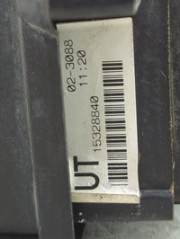 1999 Chevrolet Blazer S10 Fusebox Fuse Box Panel Relay Module P/N:15328840 Fits OEM Used Auto Parts - Oemusedautoparts1.com