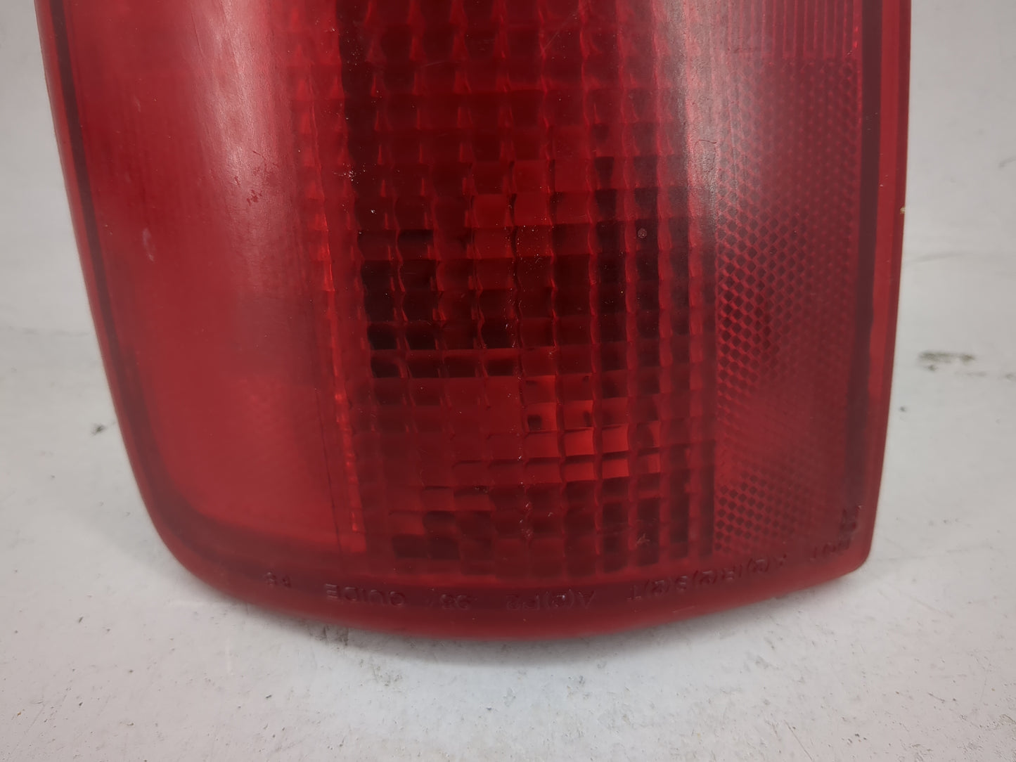 1999 Chevrolet Blazer S10 Tail Light Assembly Passenger Right OEM P/N:16518500 Fits OEM Used Auto Parts - Oemusedautoparts1.
