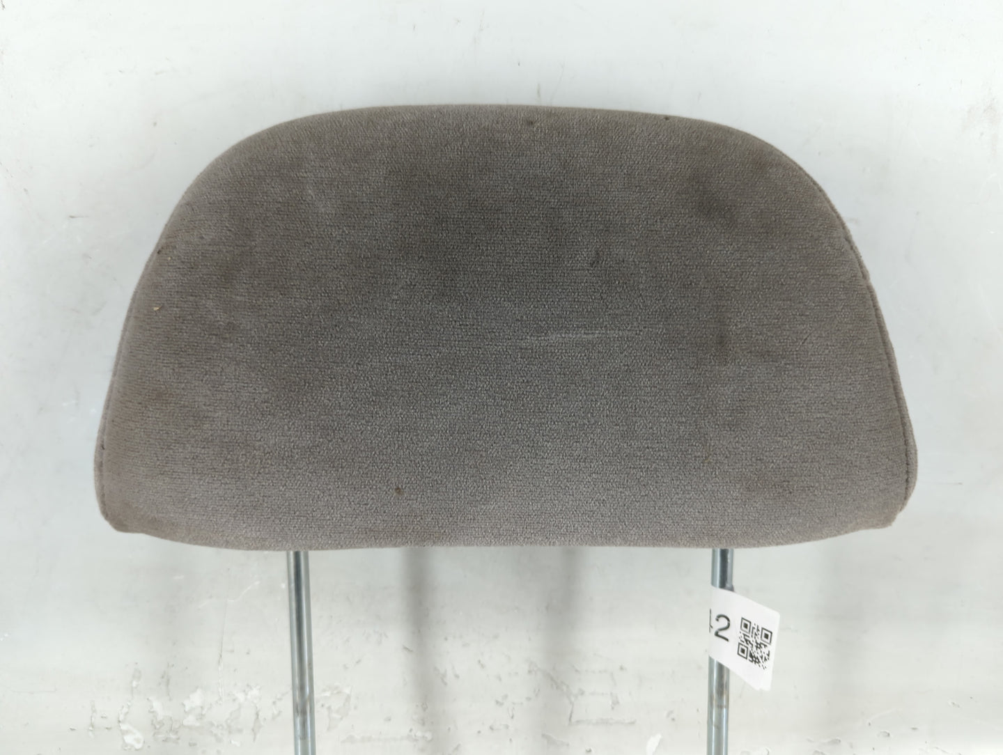 1999 Chevrolet C1500 Headrest Head Rest Front Driver Passenger Seat Fits OEM Used Auto Parts - Oemusedautoparts1.com