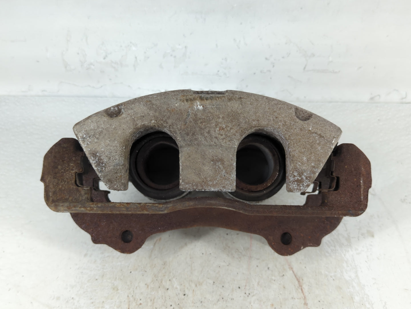 1998-2002 Chevrolet Camaro Front Passenger Right Brake Caliper - Oemusedautoparts1.com