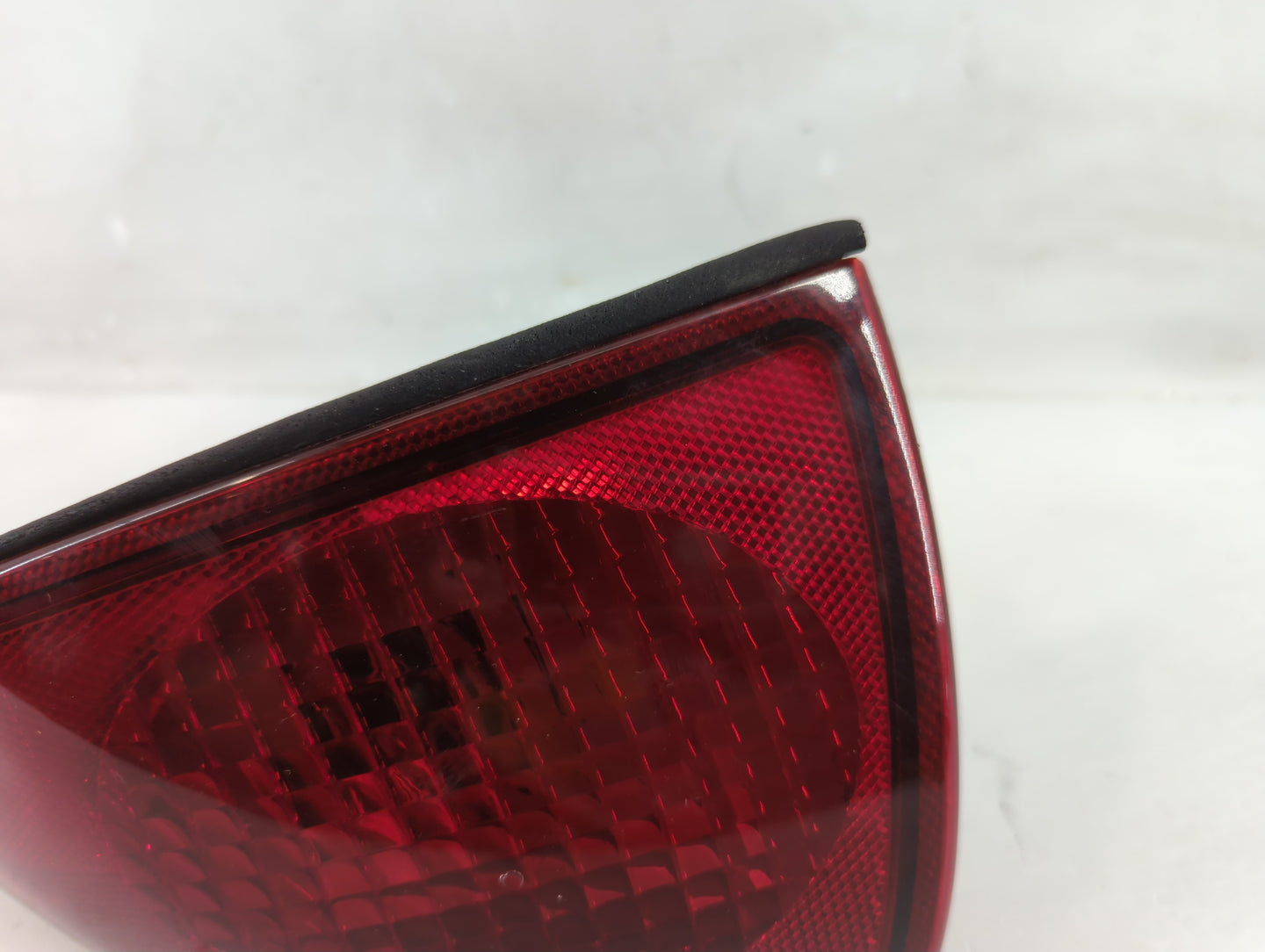 1997-1999 Chevrolet Cavalier Tail Light Assembly Driver Left OEM P/N:16519320 A Fits Fits 1997 1998 1999 OEM Used Auto Parts