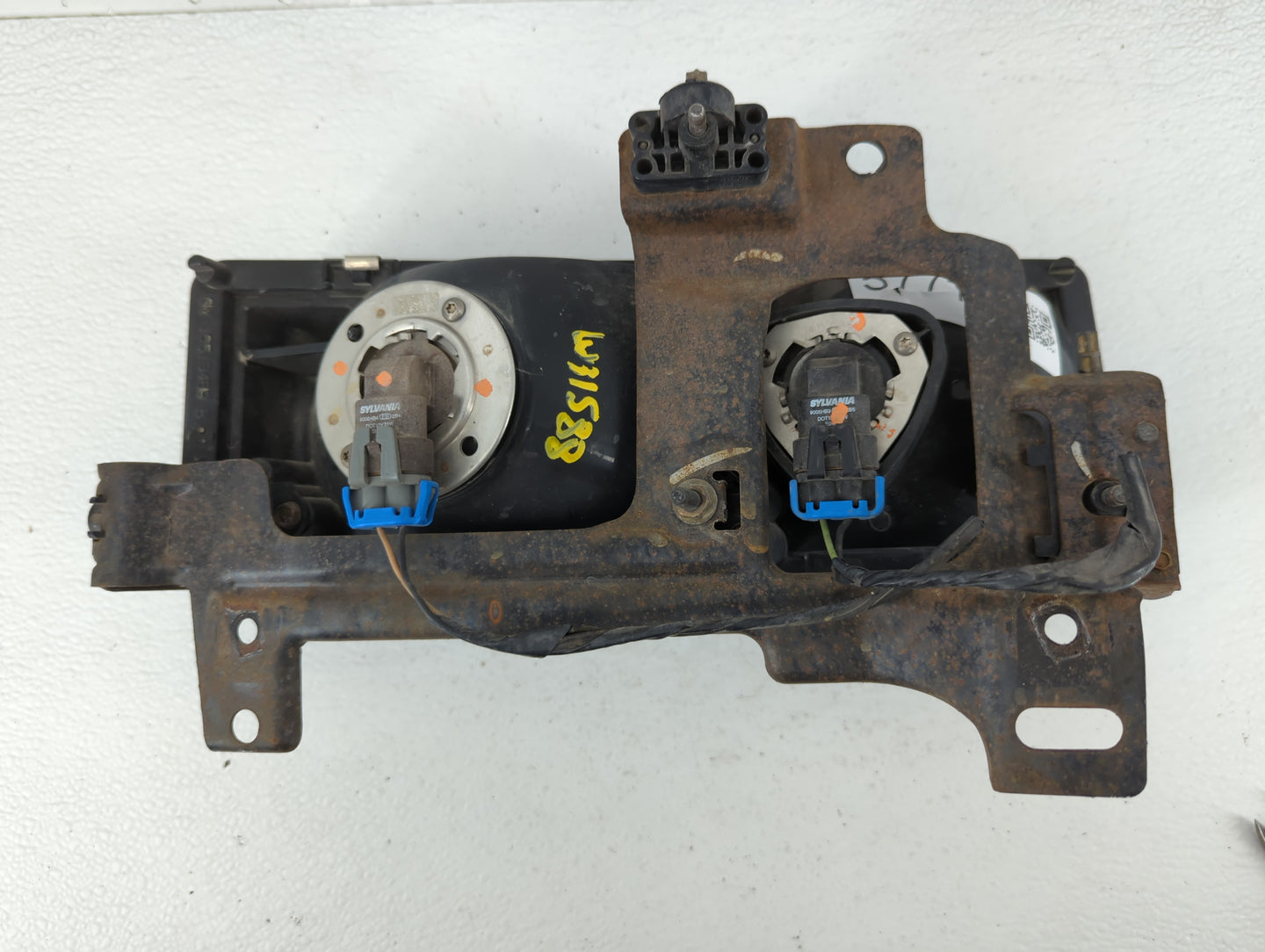 1996 Chevrolet Express 1500 Driver Left Oem Head Light Headlight Lamp - Oemusedautoparts1.com