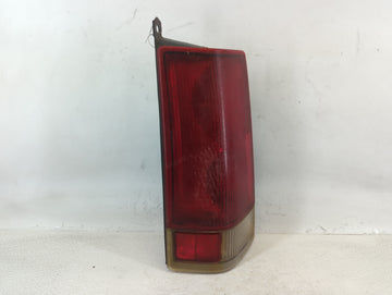 1996-1999 Chevrolet Express 1500 Tail Light Assembly Driver Left OEM P/N:16521159 Fits Fits 1996 1997 1998 1999 OEM Used Aut
