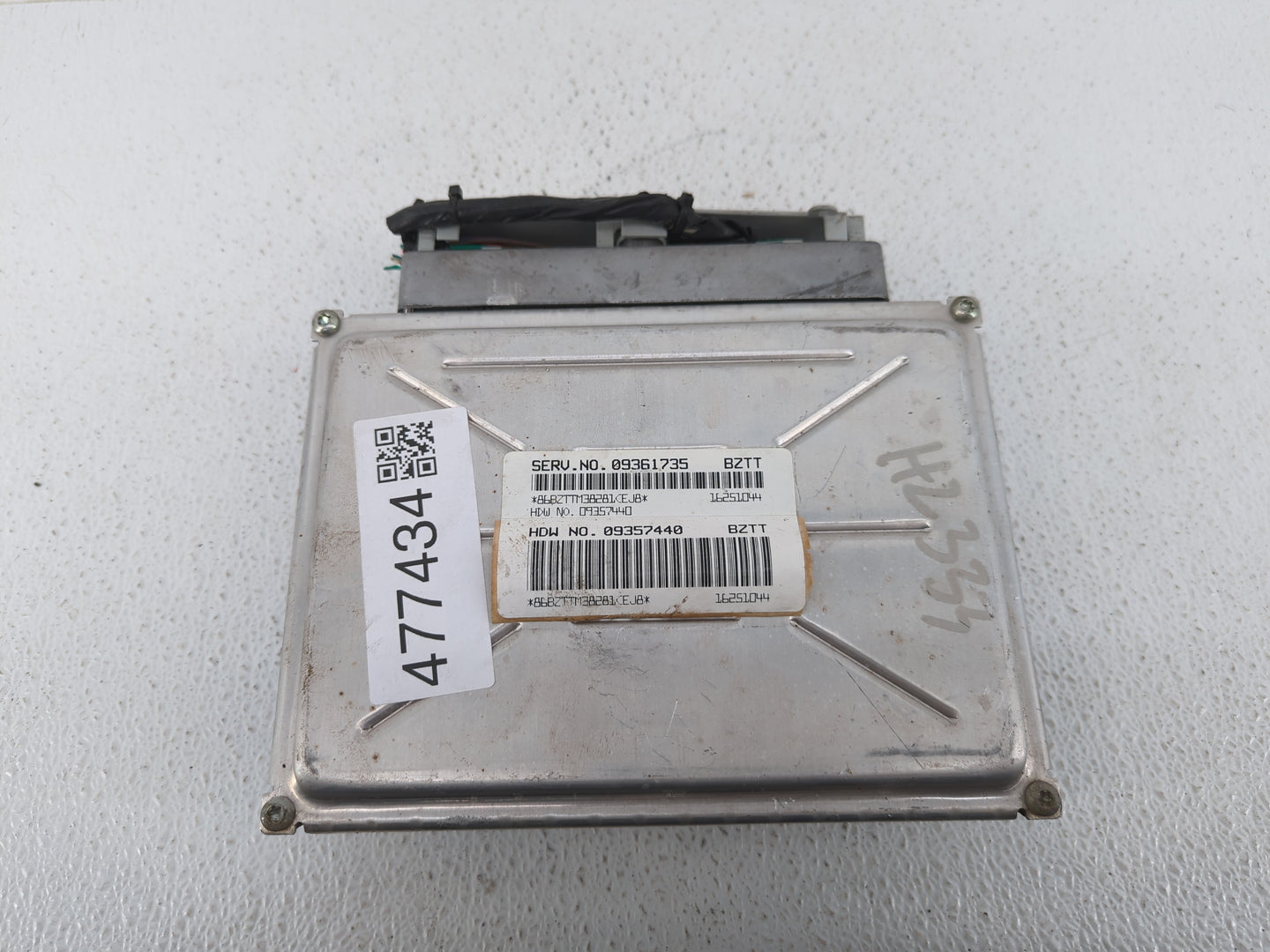 1999 Chevrolet Lumina PCM Engine Control Computer ECU ECM PCU OEM P/N:09357440 09361735 Fits Fits 2000 OEM Used Auto Parts -