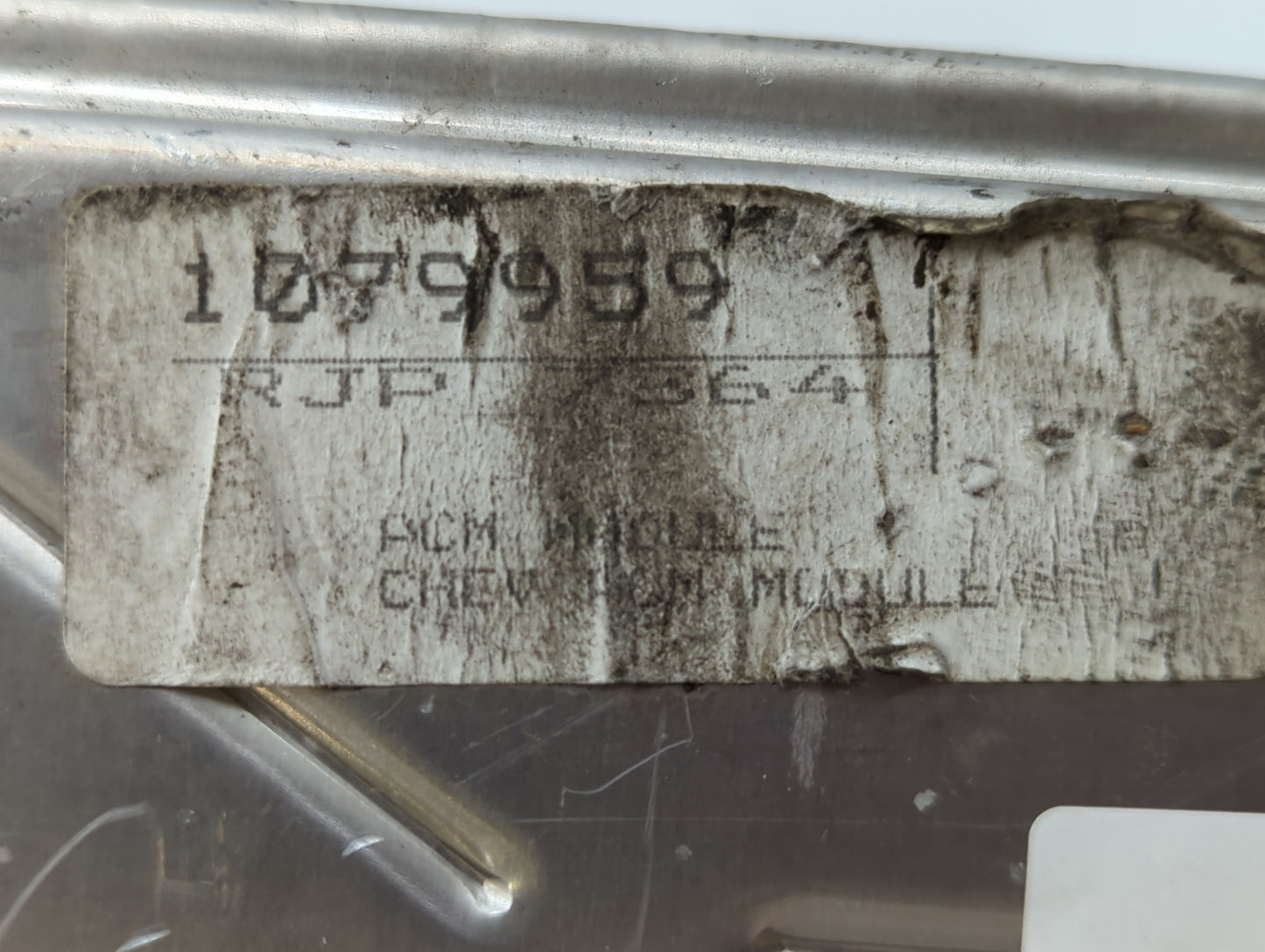 1999 Chevrolet Lumina PCM Engine Control Computer ECU ECM PCU OEM P/N:1079959 Fits Fits 2000 OEM Used Auto Parts - Oemusedau