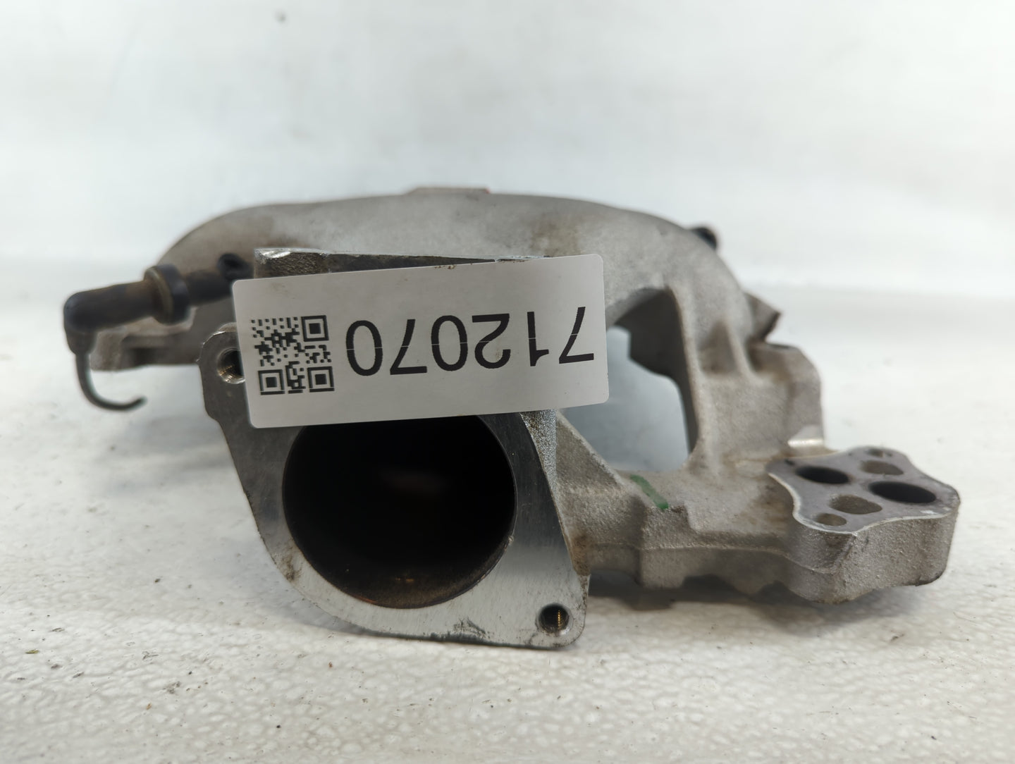 1999 Chevrolet Malibu Air Intake Manifold P/N:24507208 Fits OEM Used Auto Parts - Oemusedautoparts1.com