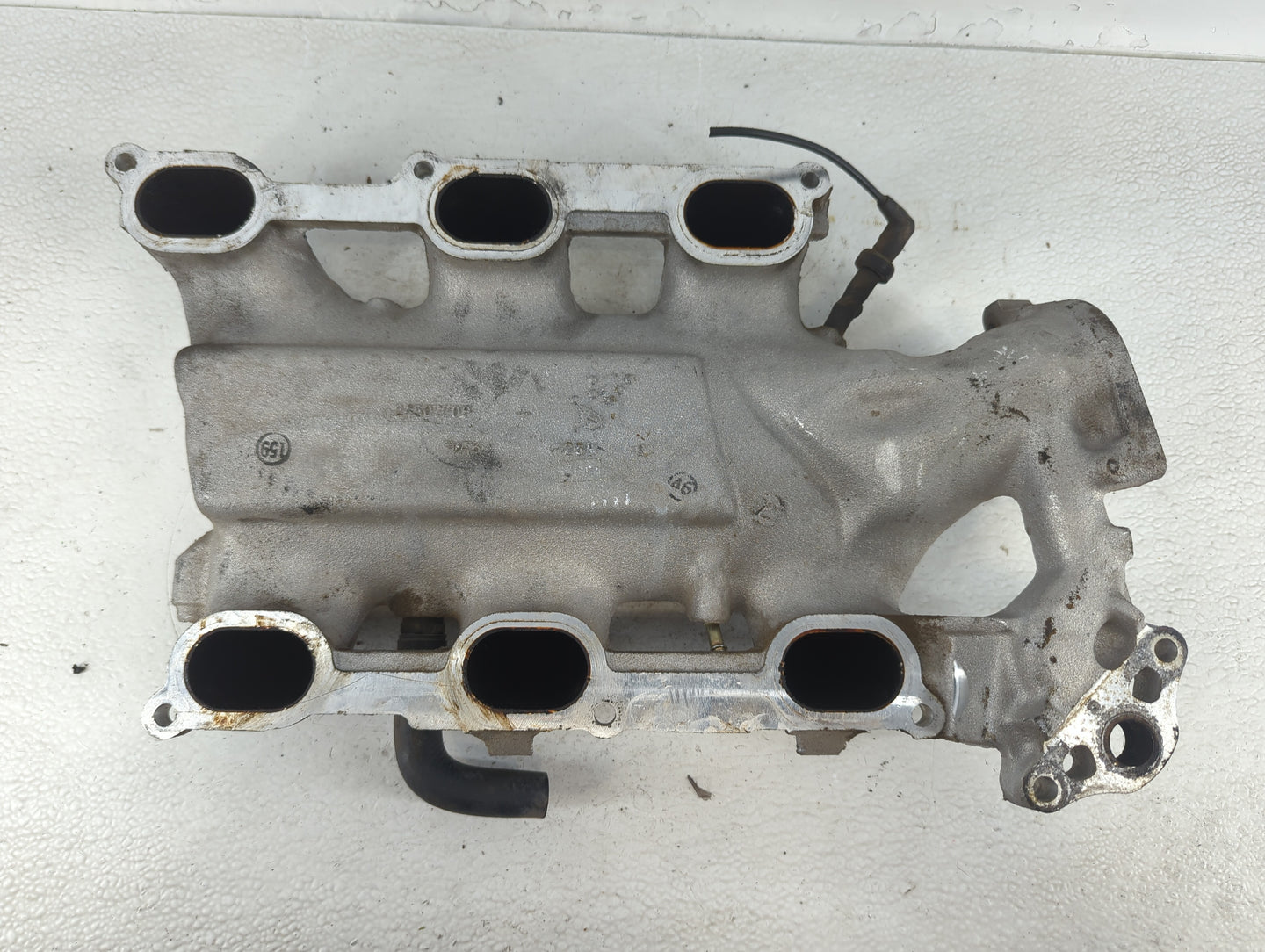 1999 Chevrolet Malibu Air Intake Manifold P/N:24507208 Fits OEM Used Auto Parts - Oemusedautoparts1.com