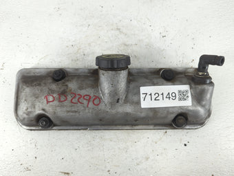 compare product 1999 Chevrolet Malibu Driver Left Cylinder Head Valve Cover P/N:24504671 24504669 Fits OEM Used Auto Parts