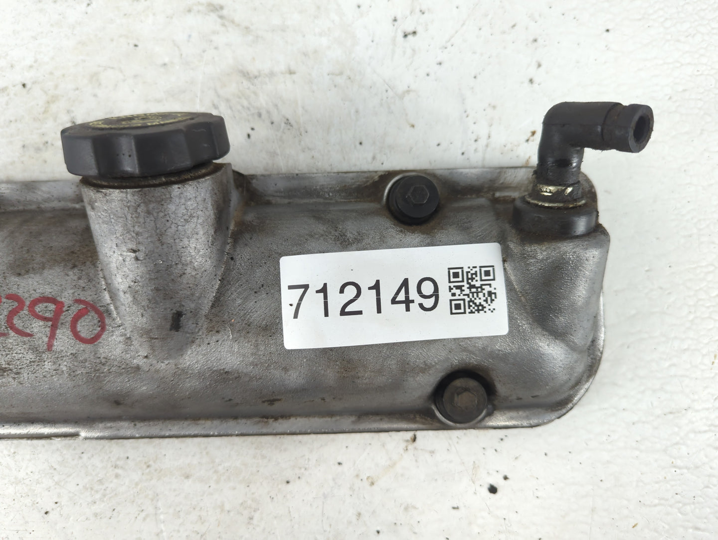 1999 Chevrolet Malibu Driver Left Cylinder Head Valve Cover P/N:24504671 24504669 Fits OEM Used Auto Parts - Oemusedautopart