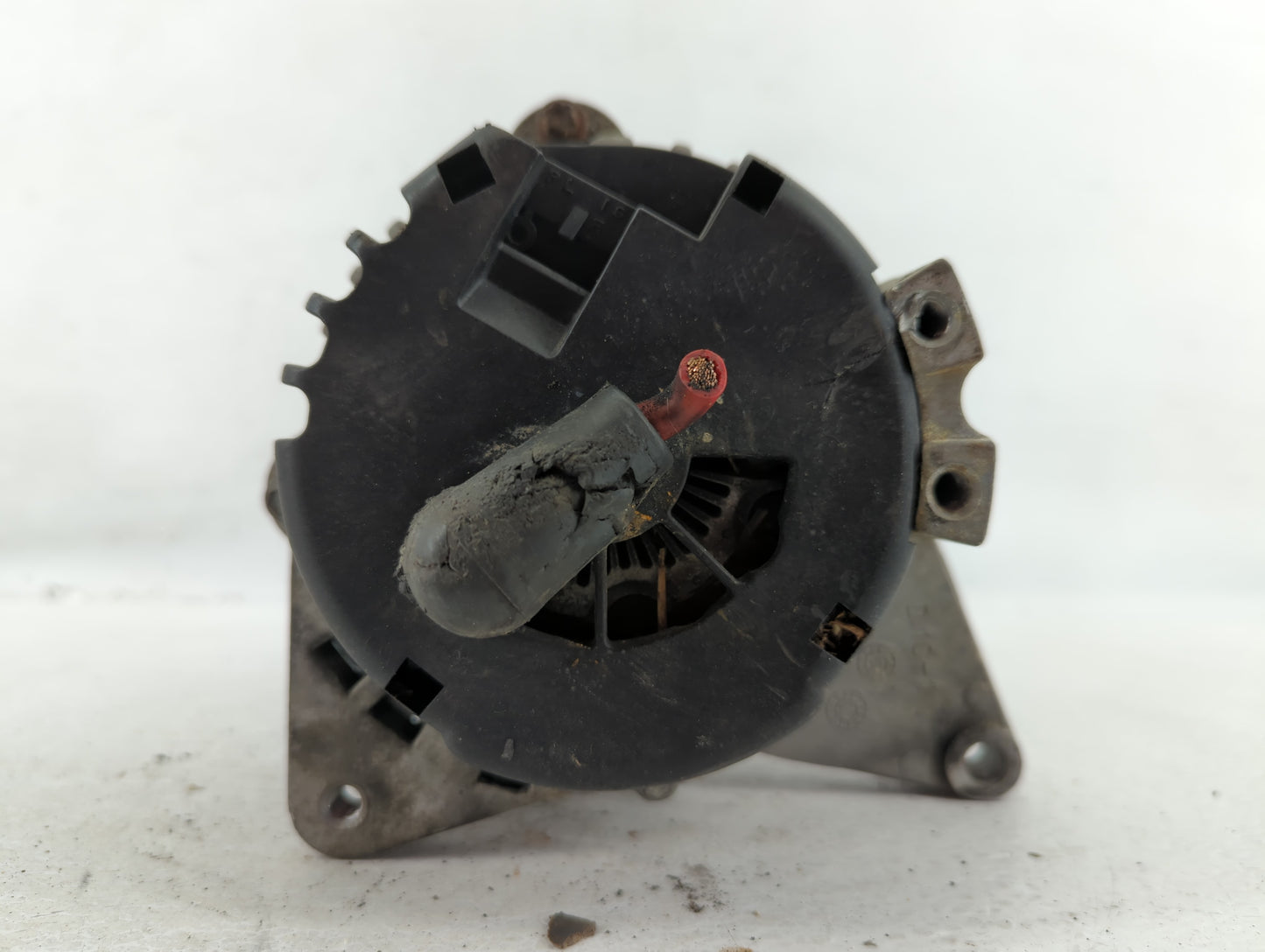 1998-1999 Chevrolet Monte Carlo Alternator Replacement Generator Charging Assembly Engine OEM Fits Fits 1998 1999 OEM Used A