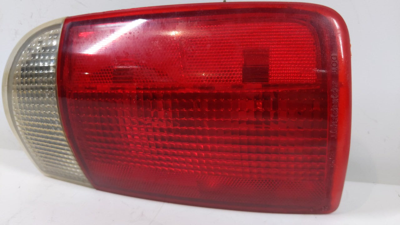 1999 Chevrolet S10 Tail Light Assembly Driver Left OEM P/N:16516093 16518499 Fits OEM Used Auto Parts - Oemusedautoparts1.co
