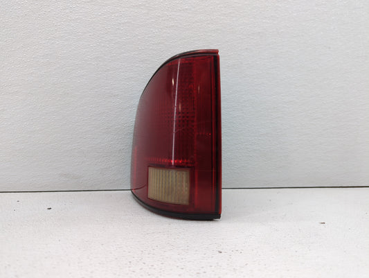 1994-2003 Chevrolet S10 Tail Light Assembly Driver Left OEM P/N:16516093 Fits OEM Used Auto Parts - Oemusedautoparts1.com