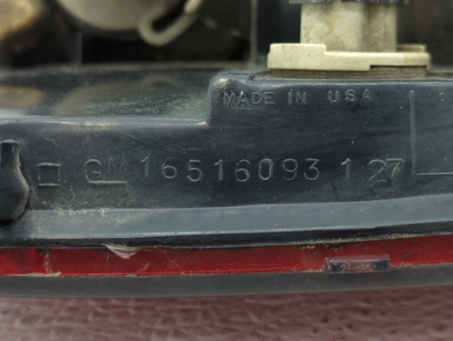 1994-2003 Chevrolet S10 Tail Light Assembly Driver Left OEM P/N:16516093 Fits OEM Used Auto Parts - Oemusedautoparts1.com