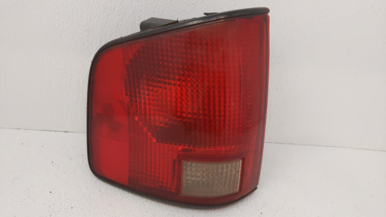 1995-2003 Chevrolet S10 Tail Light Assembly Driver Left OEM Fits Fits 1995 1996 1997 1998 1999 2000 2001 2002 2003 OEM Used 