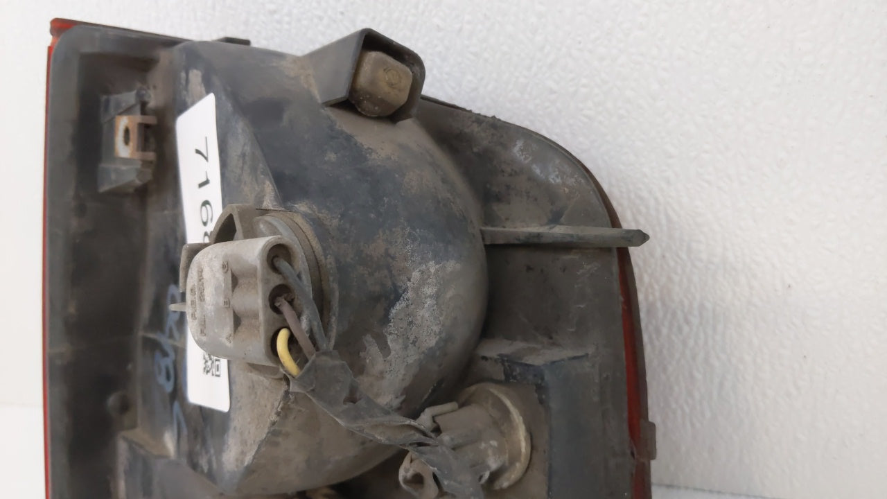 1995-2003 Chevrolet S10 Tail Light Assembly Driver Left OEM Fits Fits 1995 1996 1997 1998 1999 2000 2001 2002 2003 OEM Used 