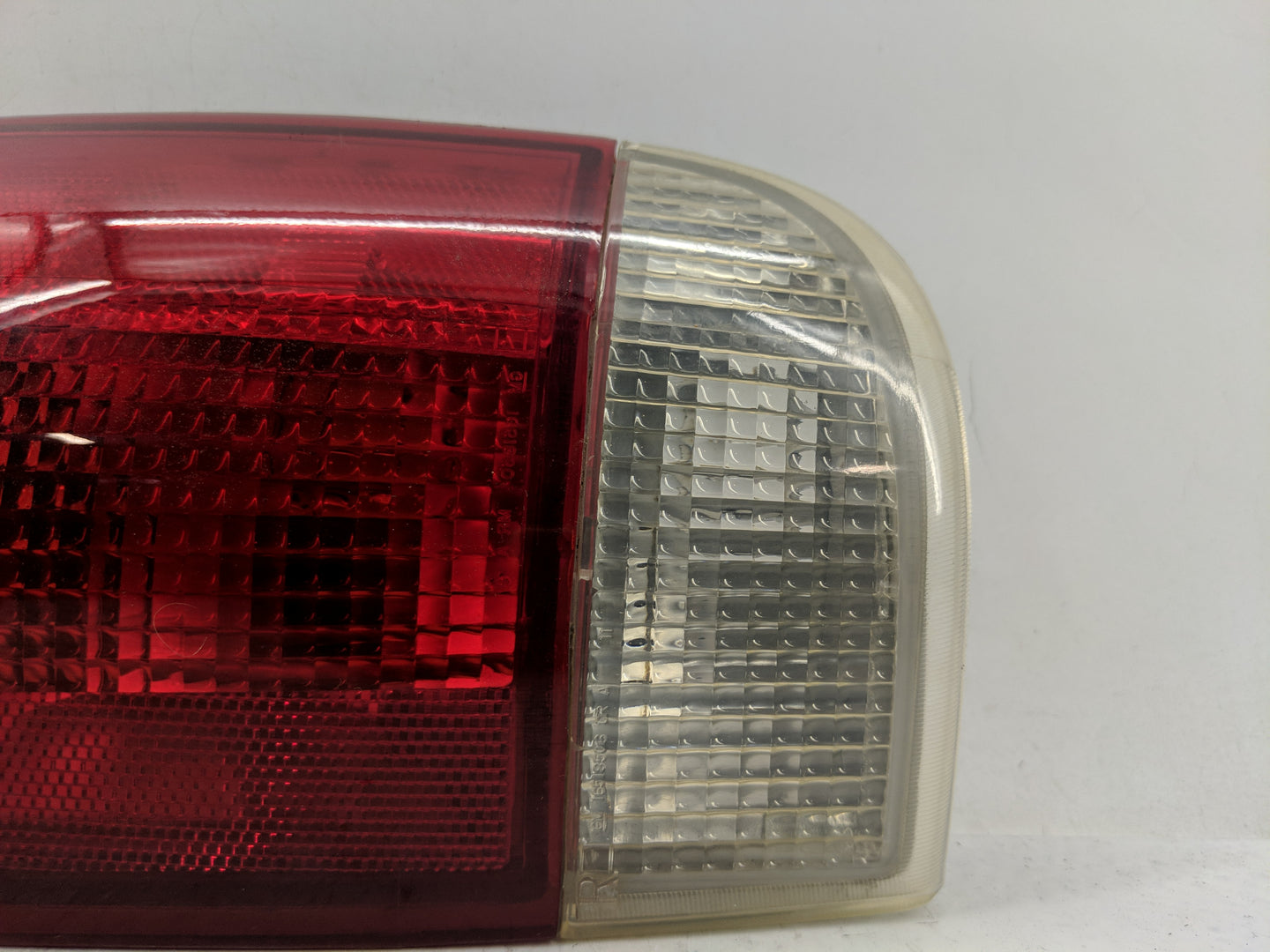 1999 Chevrolet S10 Blazer Tail Light Assembly Passenger Right OEM P/N:16518499 Fits OEM Used Auto Parts - Oemusedautoparts1.