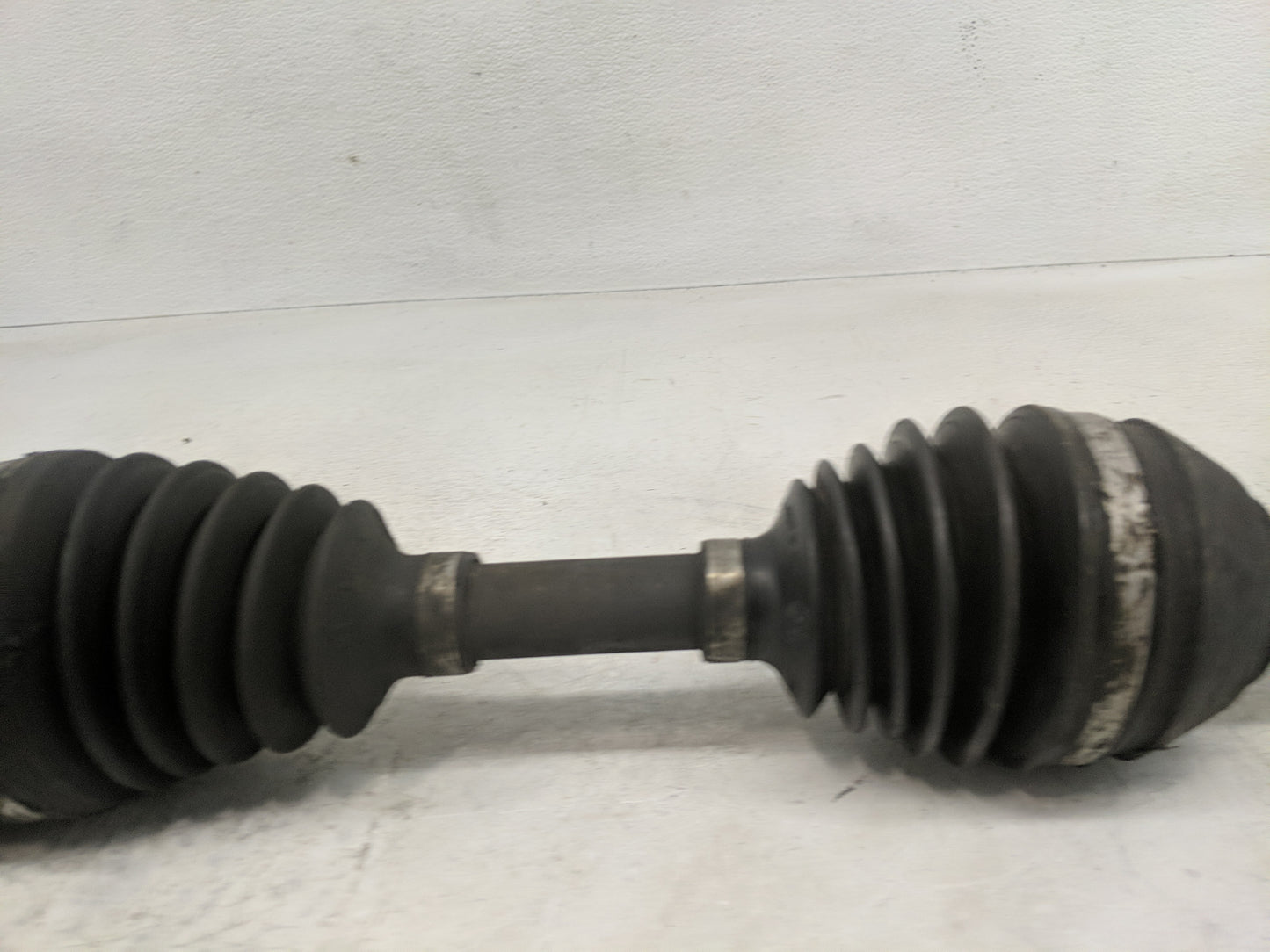Chevrolet S10 Blazer Axle Shaft Front Driver Cv C/v - Oemusedautoparts1.com