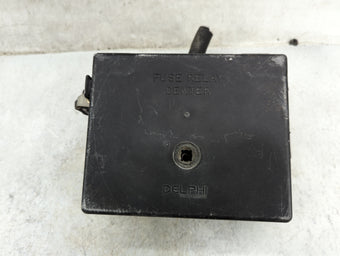 compare product 1999 Chevrolet S10 Blazer Fusebox Fuse Box Panel Relay Module P/N:15328910 03-0549 Fits OEM Used Auto Parts