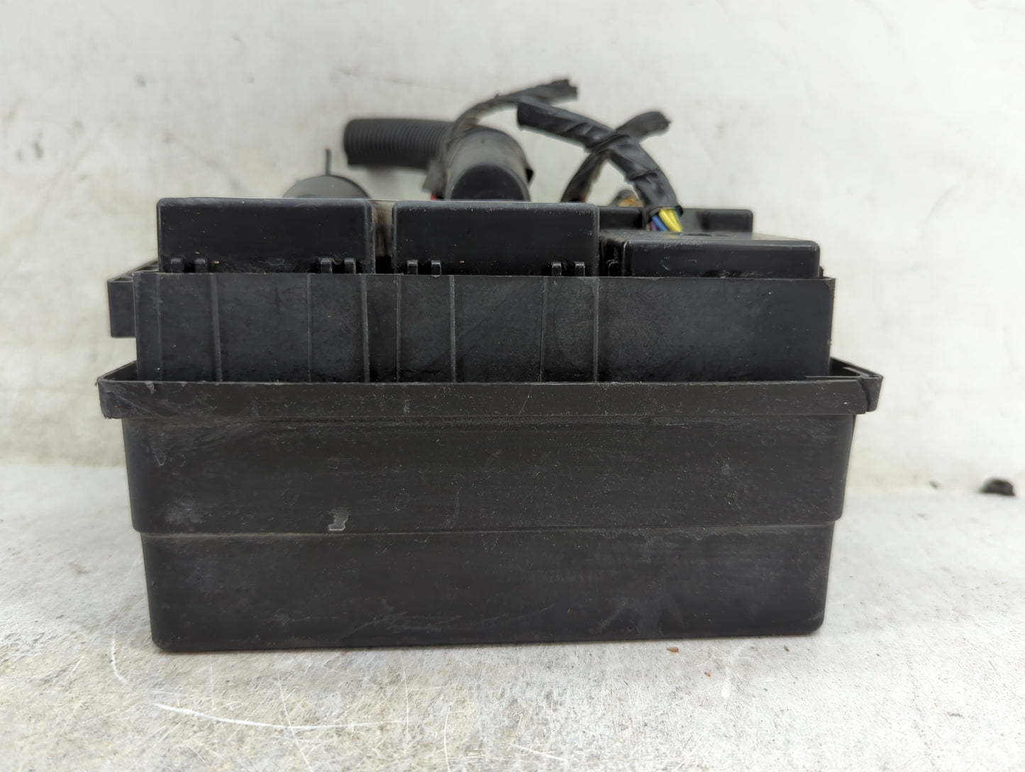 1999 Chevrolet S10 Blazer Fusebox Fuse Box Panel Relay Module P/N:15328910 03-0549 Fits OEM Used Auto Parts - Oemusedautopar