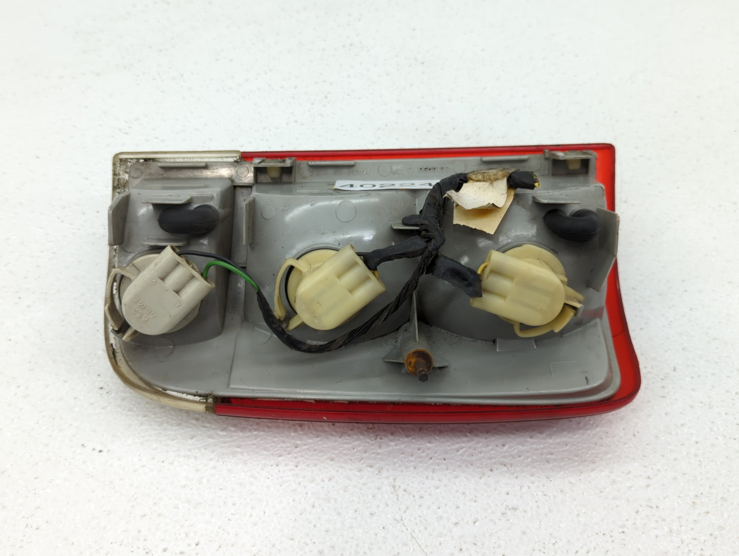 1999 Chevrolet S10 Blazer Tail Light Assembly Driver Left OEM P/N:16518499 Fits OEM Used Auto Parts - Oemusedautoparts1.com