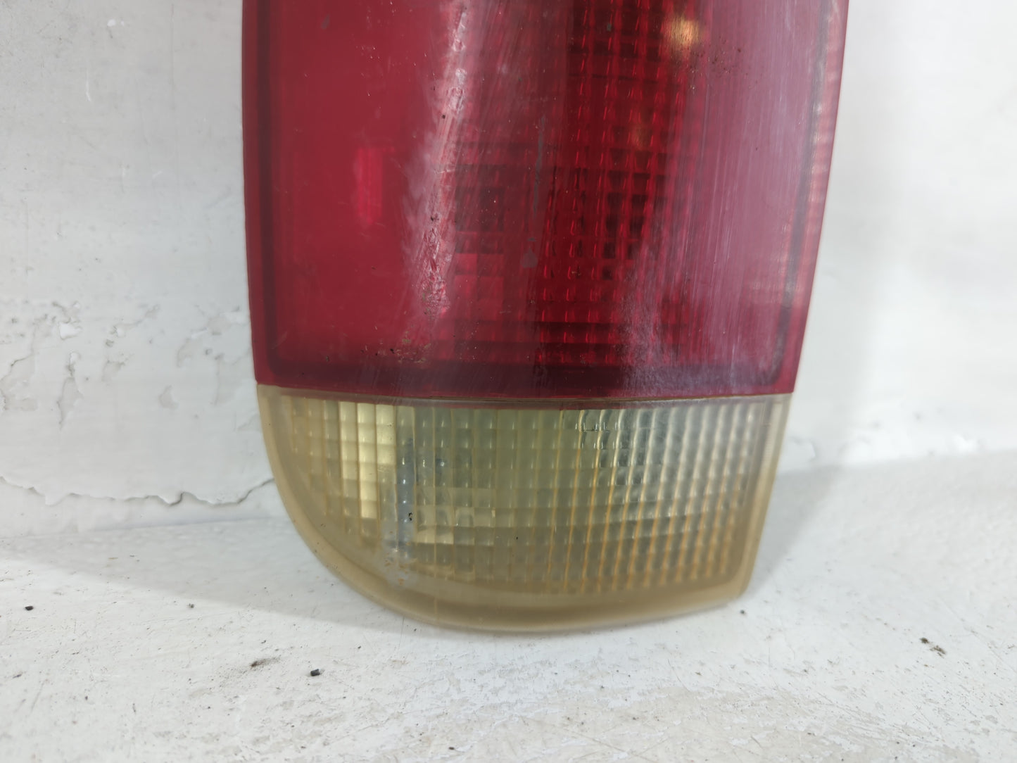 1999 Chevrolet S10 Blazer Tail Light Assembly Driver Left OEM Fits Fits 1995 1996 1997 1998 2000 2001 2002 2003 2004 2005 OE