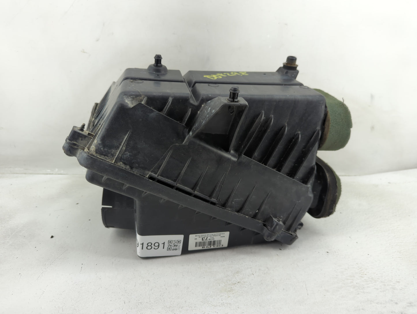 Chevrolet Silverado Air Cleaner Intake-duct Hose Tube - Oemusedautoparts1.com