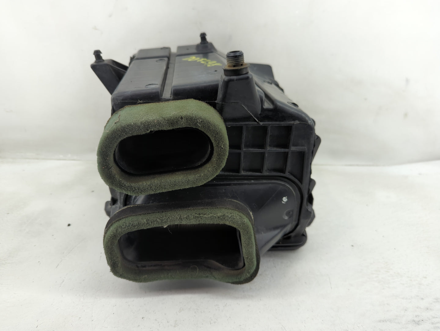Chevrolet Silverado Air Cleaner Intake-duct Hose Tube - Oemusedautoparts1.com