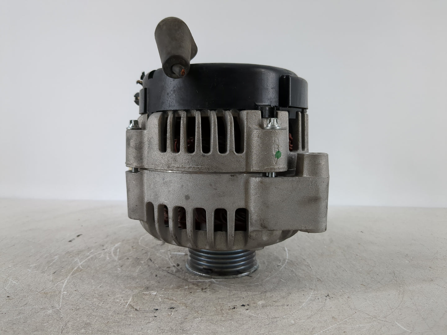 1999 Chevrolet Silverado 1500 Alternator Replacement Generator Charging Assembly Engine OEM Fits OEM Used Auto Parts - Oemus