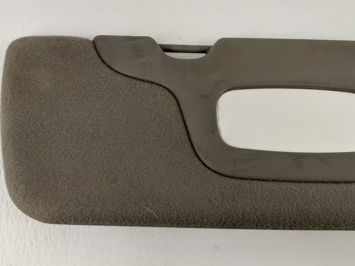 1999 Chevrolet Silverado 1500 Sun Visor Shade Replacement Passenger Right Mirror Fits OEM Used Auto Parts - Oemusedautoparts