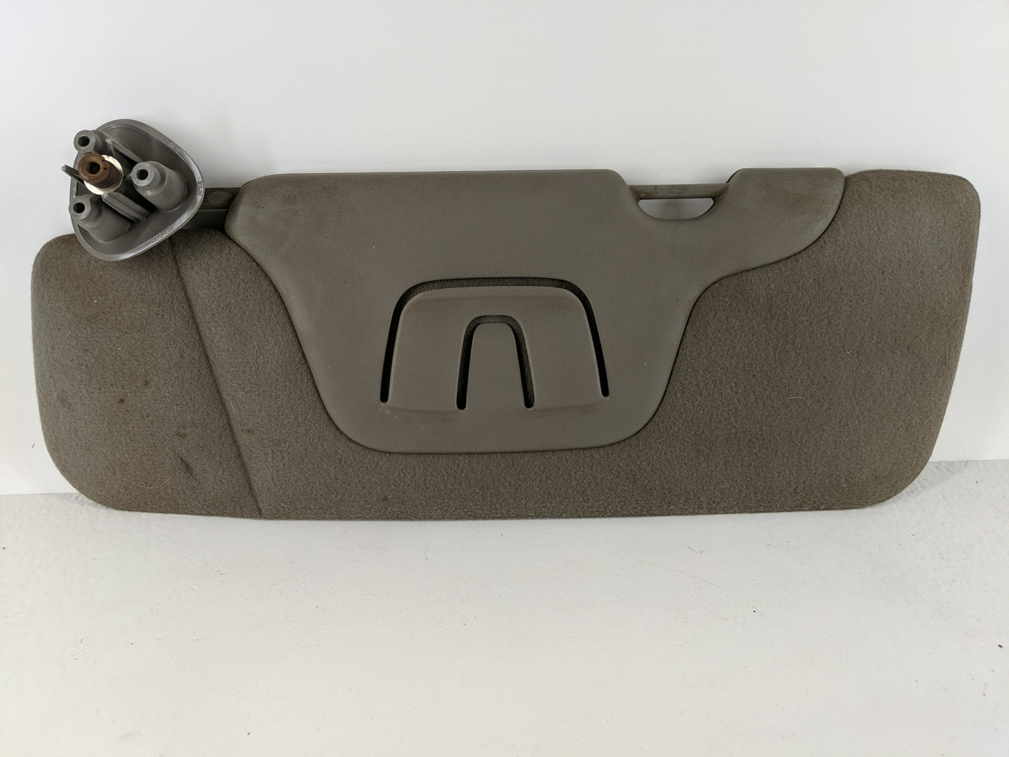 1999 Chevrolet Silverado 1500 Sun Visor Shade Replacement Driver Left Mirror Fits OEM Used Auto Parts - Oemusedautoparts1.co