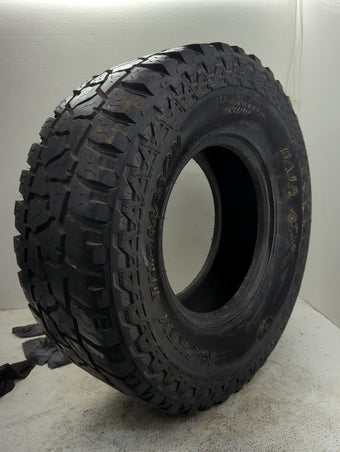 compare product Used Tire LT305/70R16 MICKEY THOMPSON BAJA ATZ P3 124/121Q - Tread Depth 14/32