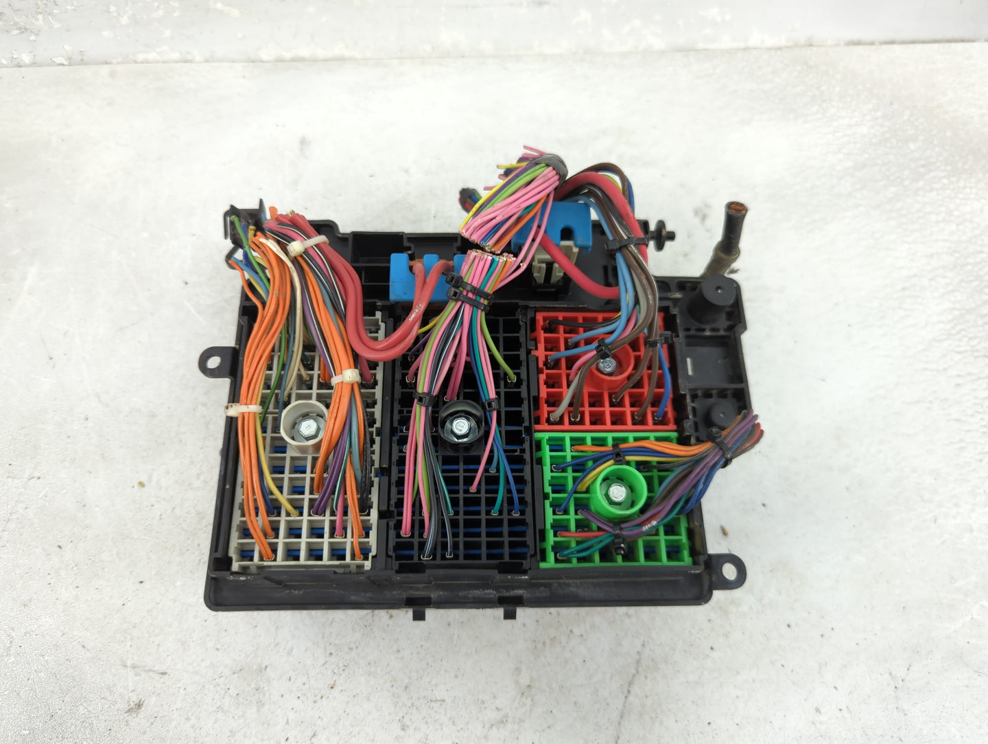 1999 Chevrolet Silverado 1500 Fusebox Fuse Box Panel Relay Module P/N:12193614 12088567 Fits OEM Used Auto Parts - Oemusedau