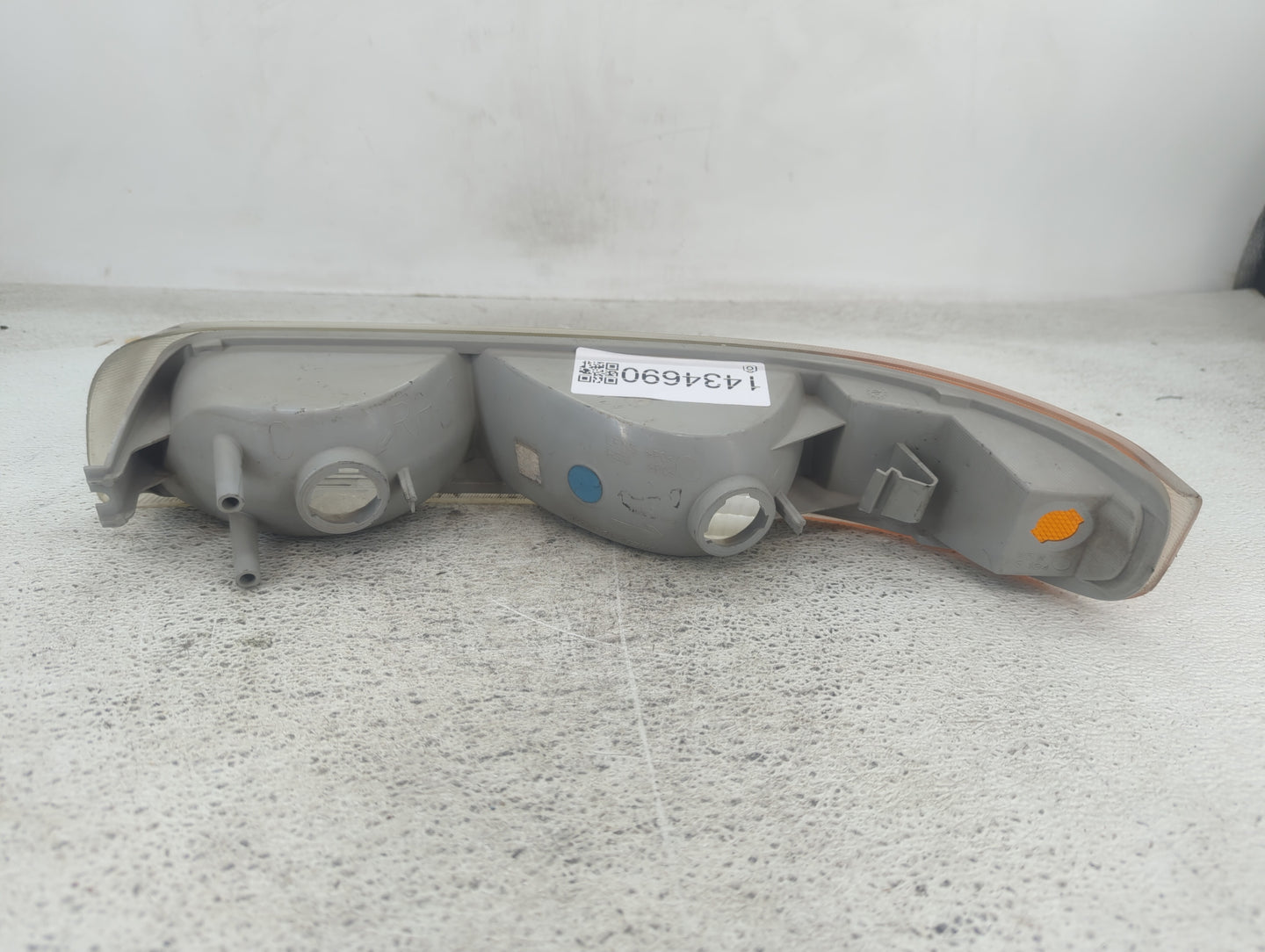 1999 Silverado 1500 Passenger Right Oem Head Light Headlight Lamp - Oemusedautoparts1.com