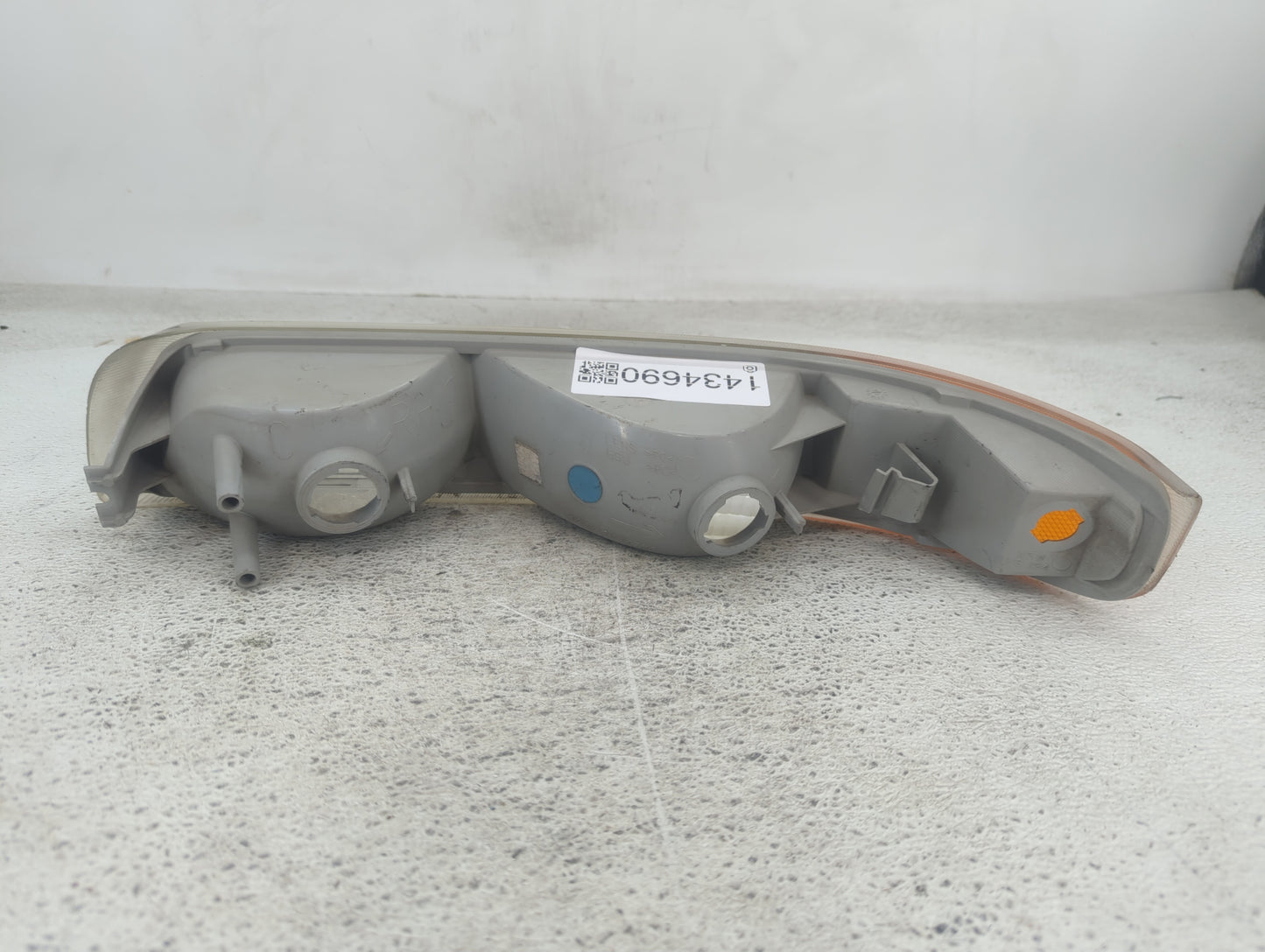 1999 Silverado 1500 Passenger Right Oem Head Light Headlight Lamp - Oemusedautoparts1.com