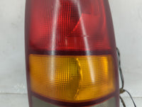 1999 Chevrolet Silverado 1500 Tail Light Assembly Passenger Right OEM P/N:16524516 16524824 Fits OEM Used Auto Parts - Oemus