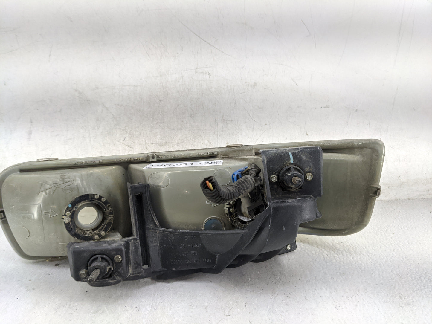 1999 Silverado 1500 Passenger Right Oem Head Light Headlight Lamp - Oemusedautoparts1.com
