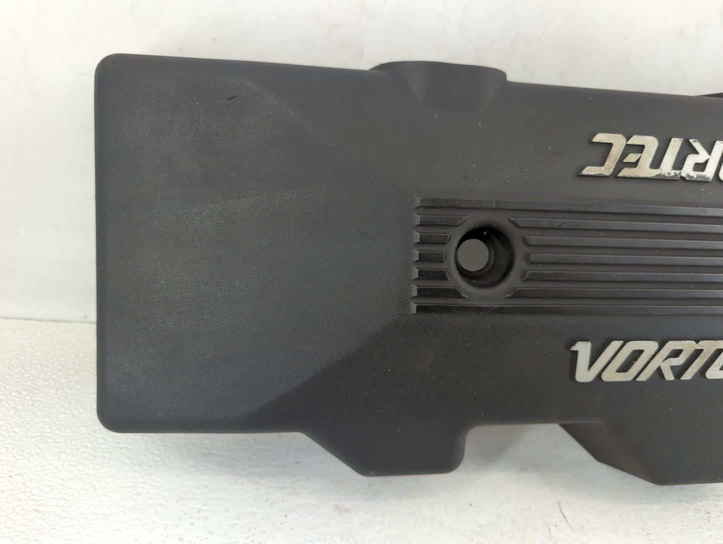 1999 Chevrolet Silverado 1500 Engine Cover - Oemusedautoparts1.com
