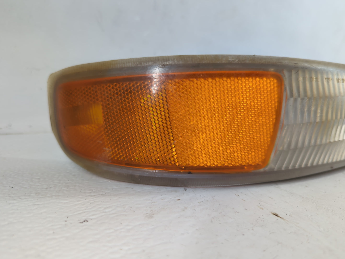 1999-2002 Chevrolet Silverado 1500 Passenger Right Oem Front Light Lamp - Oemusedautoparts1.com
