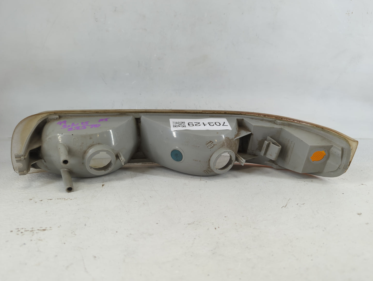 1999-2002 Chevrolet Silverado 1500 Passenger Right Oem Front Light Lamp - Oemusedautoparts1.com