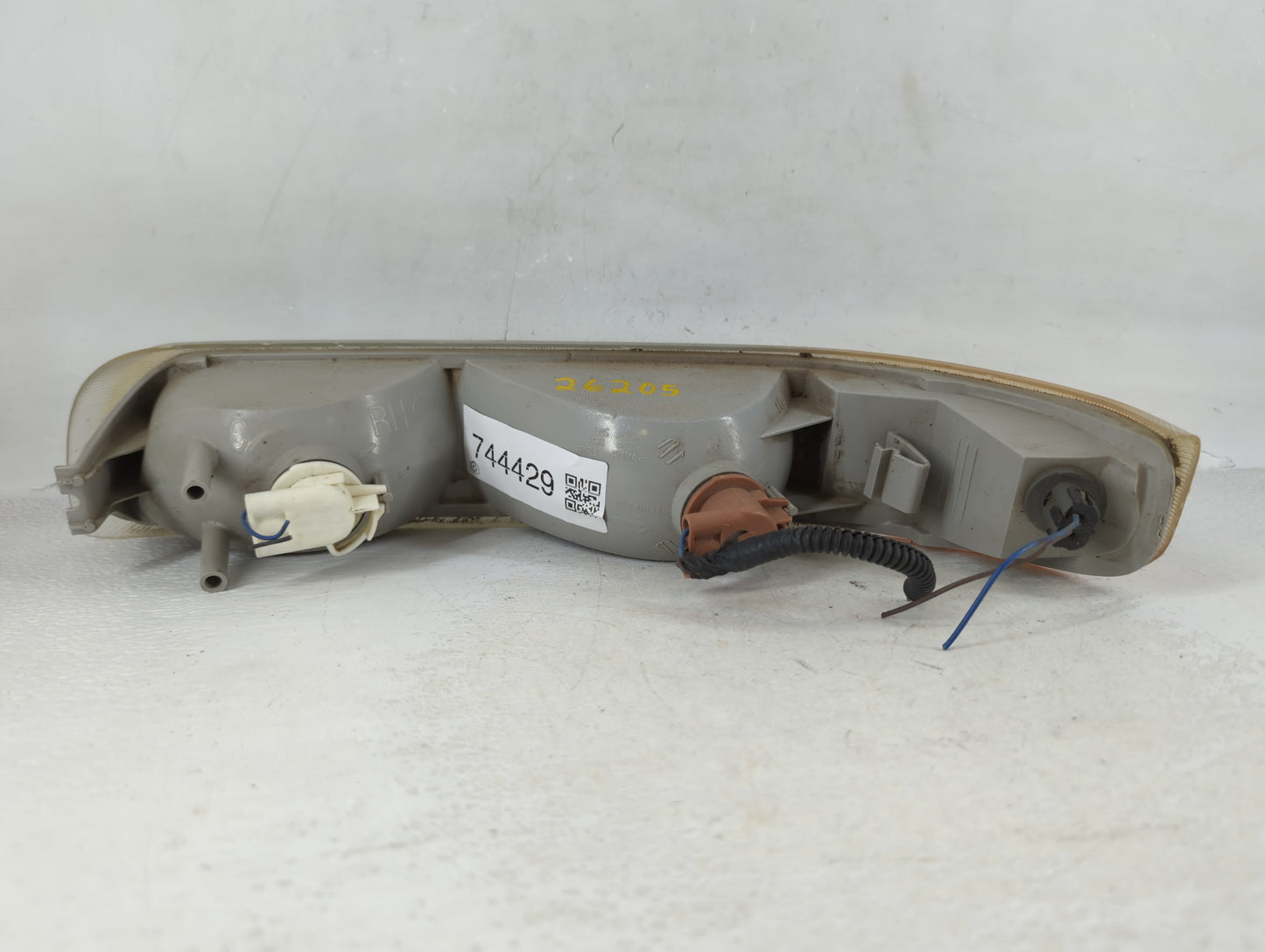 1999-2002 Chevrolet Silverado 1500 Passenger Right Oem Fog Light Lamp - Oemusedautoparts1.com