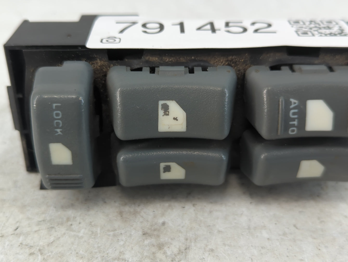 1999 Chevrolet Silverado 1500 Master Power Window Switch Replacement Driver Side Left P/N:2319A50A J12M-8013 Fits OEM Used A