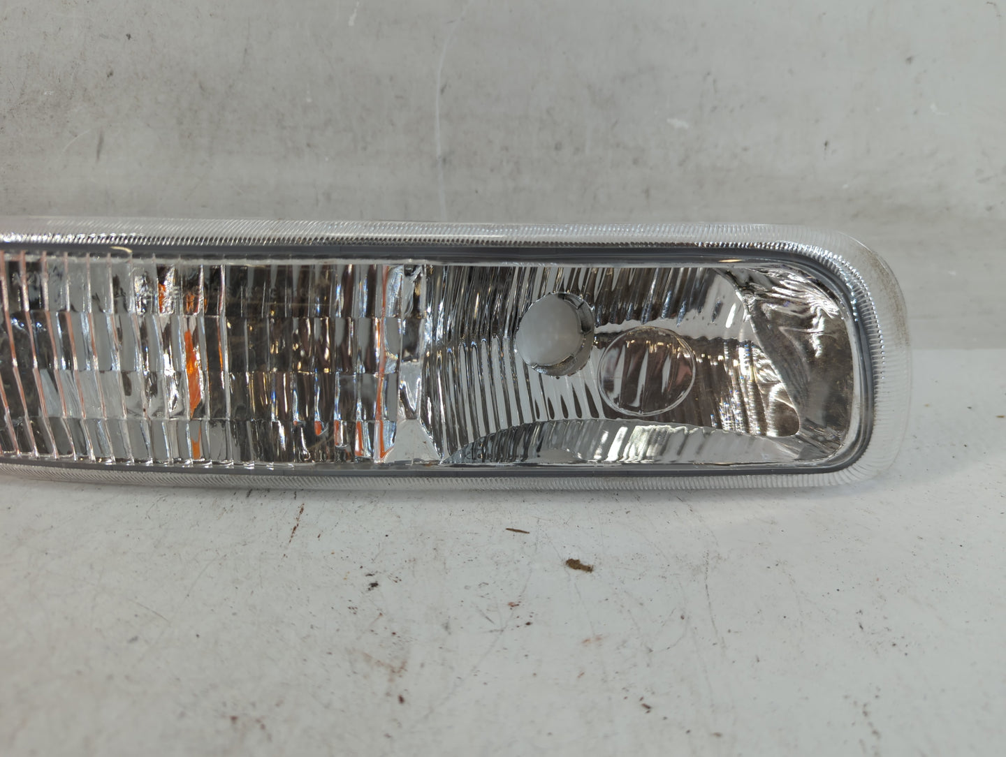 1999-2002 Chevrolet Silverado 1500 Passenger Right Oem Front Light Lamp - Oemusedautoparts1.com