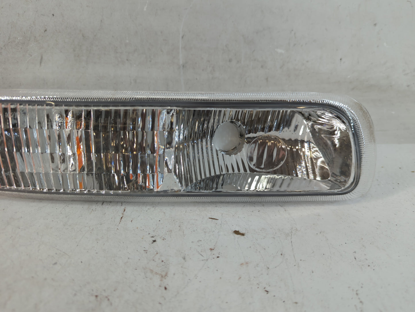 1999-2002 Chevrolet Silverado 1500 Passenger Right Oem Front Light Lamp - Oemusedautoparts1.com