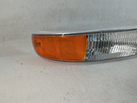 1999-2002 Chevrolet Silverado 1500 Passenger Right Oem Front Light Lamp - Oemusedautoparts1.com
