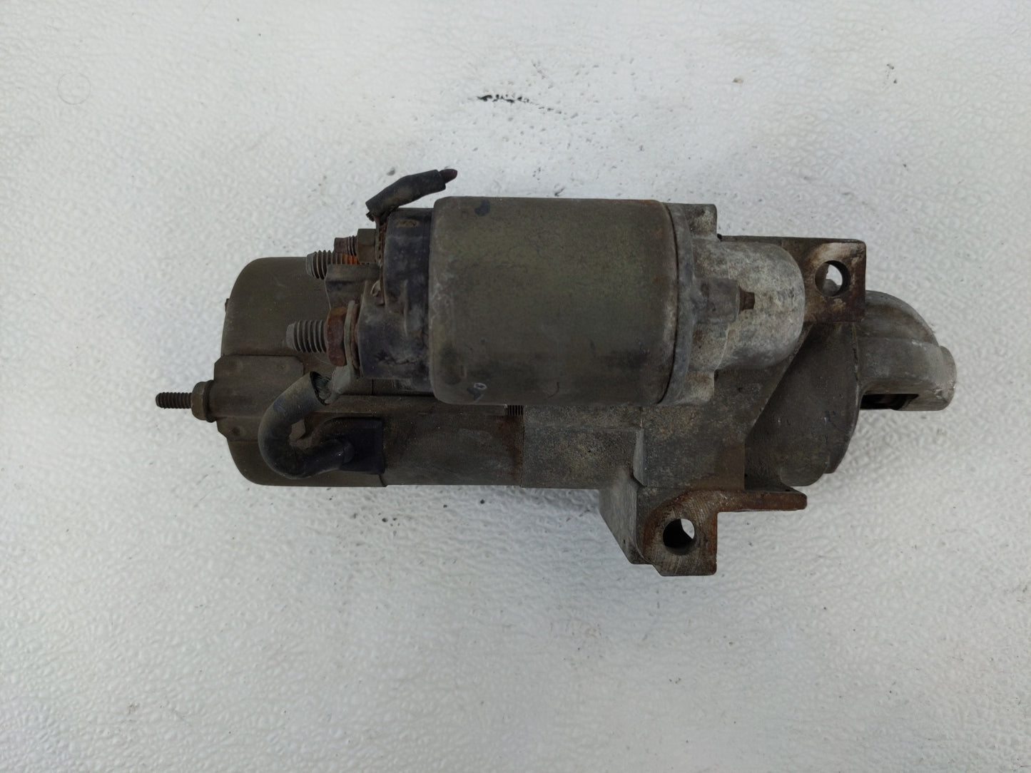 1995-1999 Chevrolet Suburban 1500 Car Starter Motor Solenoid OEM Fits Fits 1995 1996 1997 1998 1999 2000 OEM Used Auto Parts