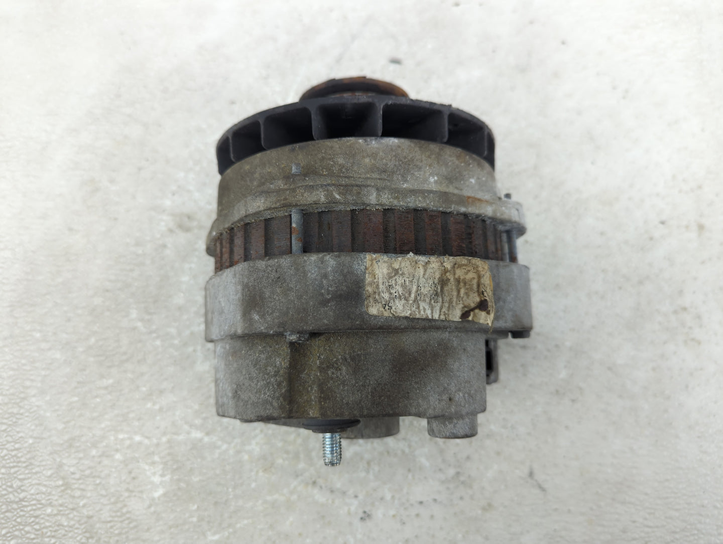 1996-1999 Chevrolet Suburban 1500 Alternator Replacement Generator Charging Assembly Engine OEM Fits Fits 1996 1997 1998 199