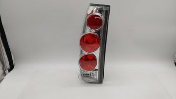 1995-1999 Chevrolet Suburban 1500 Tail Light Assembly Driver Left OEM P/N:SK3811-C-1 GM254-UURW2 Fits OEM Used Auto Parts - 