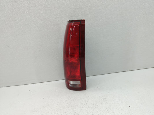 1995-1999 Chevrolet Suburban 1500 Tail Light Assembly Driver Left OEM P/N:11-1914-00-1N SK3811-C-1 Fits OEM Used Auto Parts 