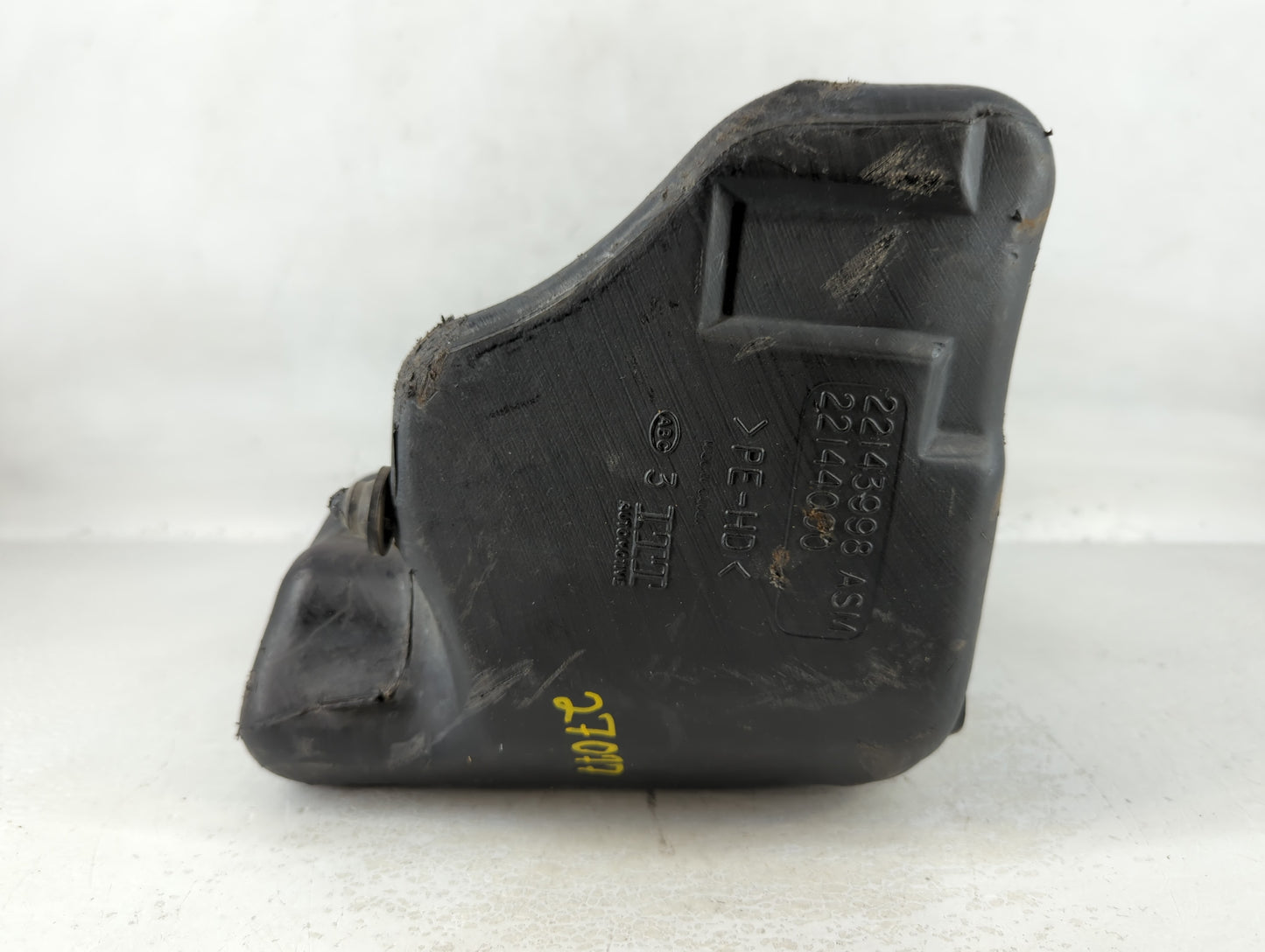 1999 Chevrolet Suburban 1500 Windshield Washer Fluid Reservoir Bottle Oem - Oemusedautoparts1.com